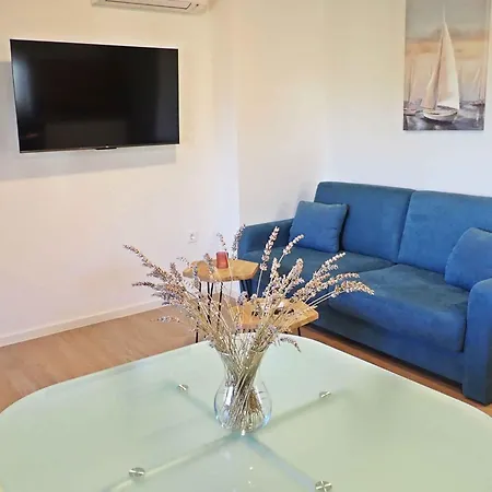 In - Paklenica Riviera 50354 Seline