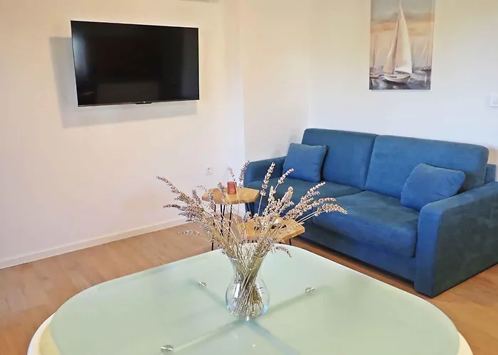In - Paklenica Riviera 50354 Селине